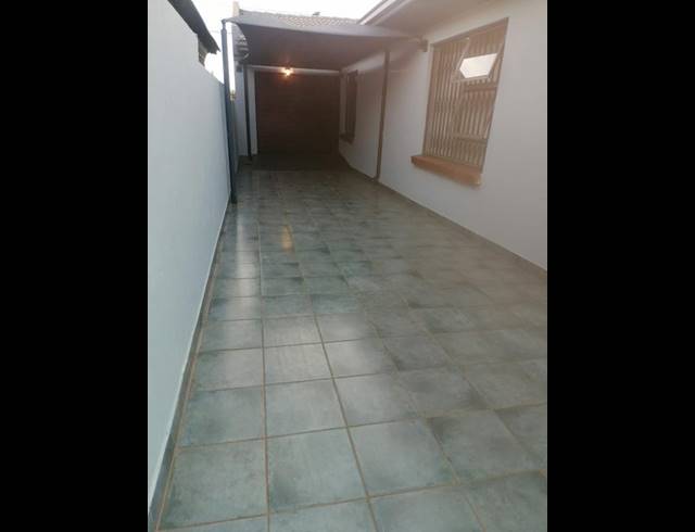 3 BEDROOM HOUSE FOR SALE IN PROTEA GARDEN